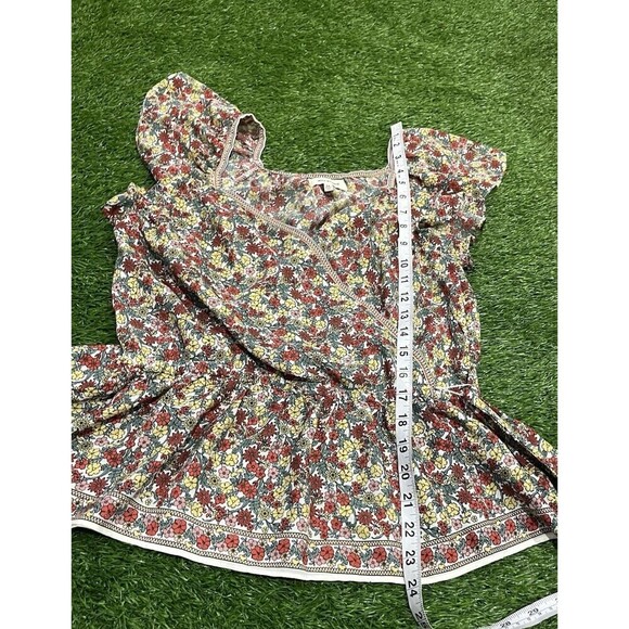 Max Studio  Women’s Floral Flutter Sleeve Peplum Blouse Boho Fairy Medium - Picture 7 of 9